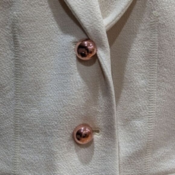 Escada Women's EU 40, US M Wool Blend Powder Cream Rose Gold Two Button Blazer - Picture 8 of 12